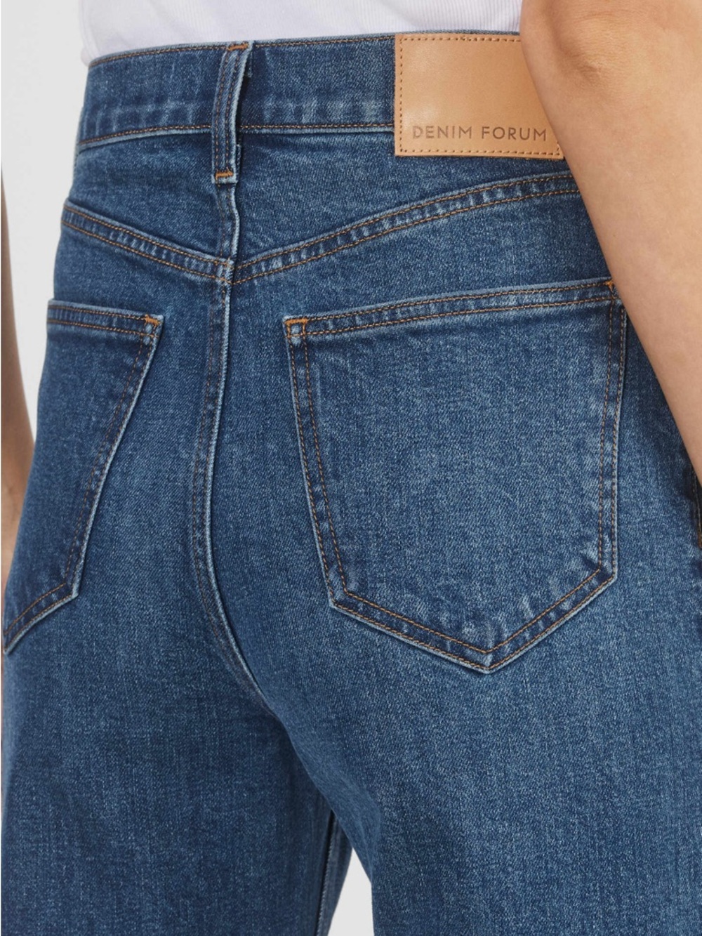 Denim Forum The Arlo Hi-Rise Straight Jean - Picture 4 of 8